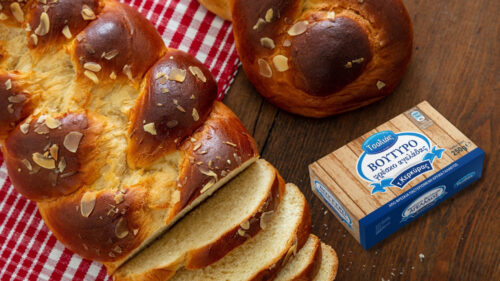 Πασχαλινό Τσουρέκι